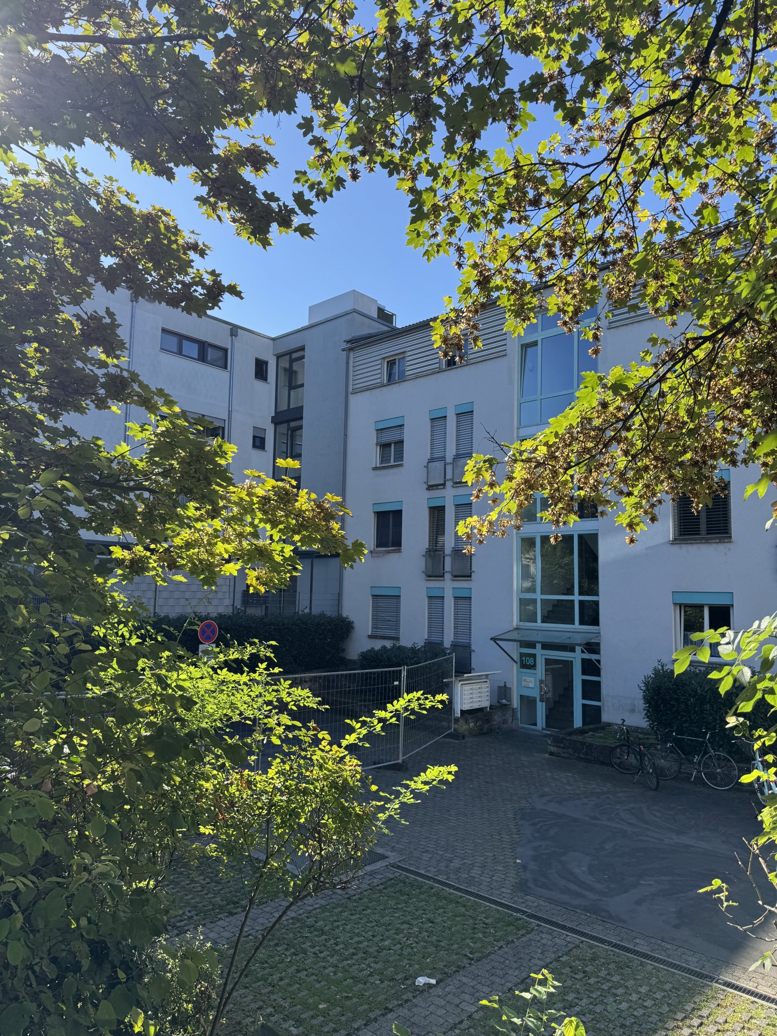 3-Zimmer-Maisonette mit großer Dachterrasse, Galerie und Ausbaureserve 3-Zimmer-Maisonette mit großer Dachterrasse, Galerie und Ausbaureserve