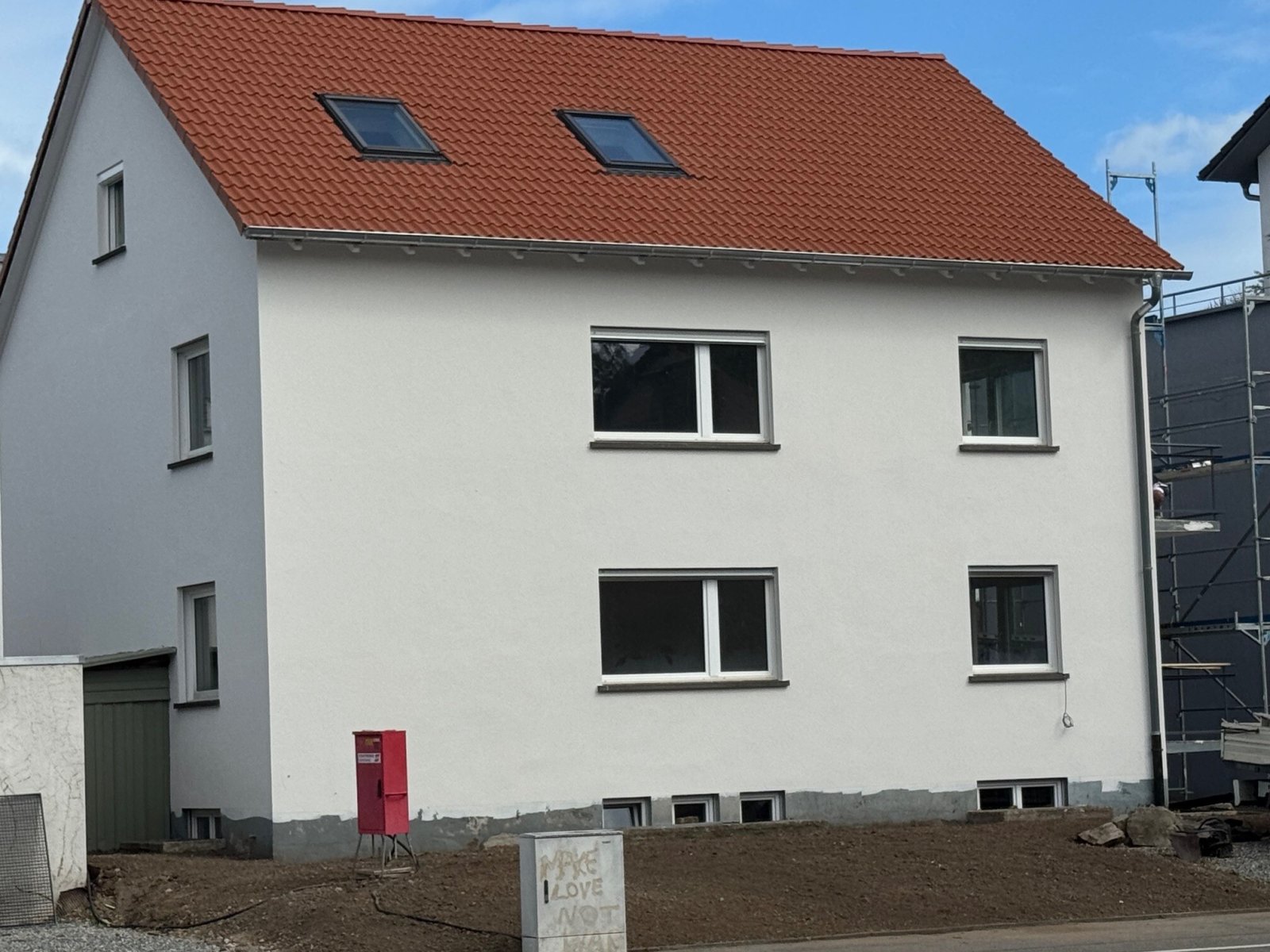 Mehrgenerationenhaus auf Erbbaugrundstück (monatlich 133.- €) Mehrgenerationenhaus auf Erbbaugrundstück (monatlich 133.- €)