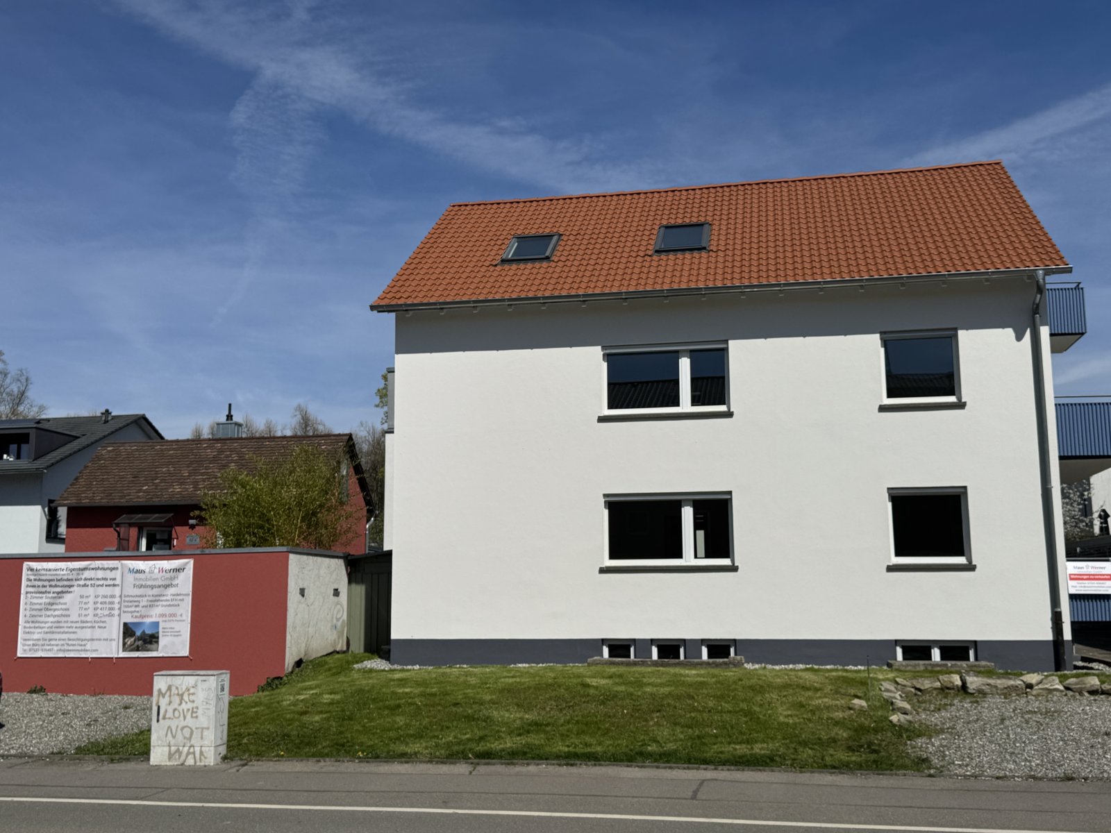 Saniertes Anlageobjekt auf Erbbaugrundstück (monatlich 133.- €) Saniertes Anlageobjekt auf Erbbaugrundstück (monatlich 133.- €)